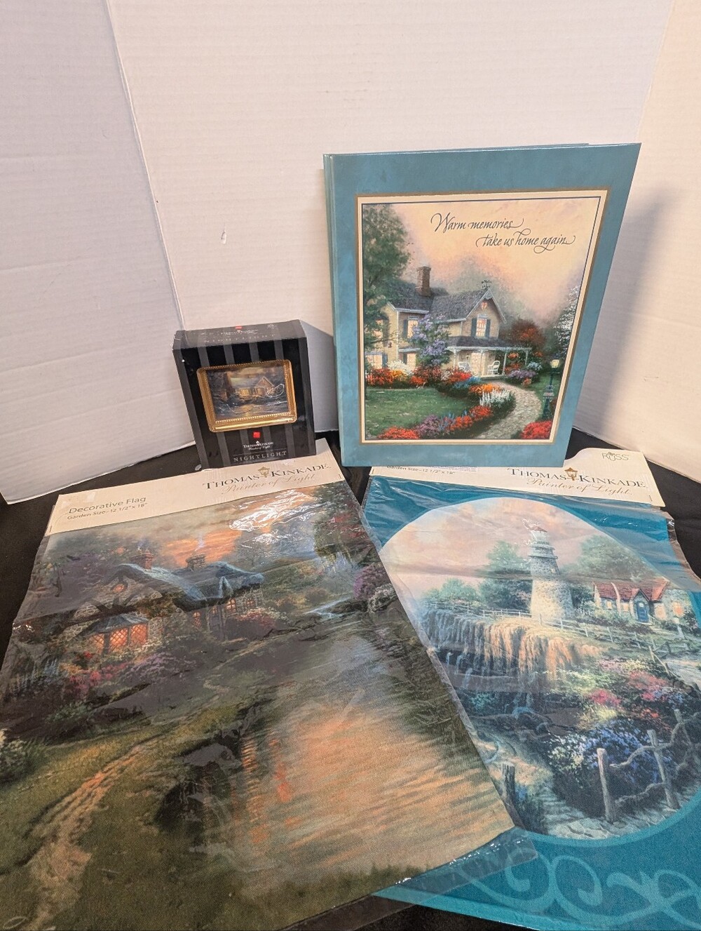 Thomas Kinkade Nightlight Christmas Cottage 2 New Garden Flags Photo Album Lot